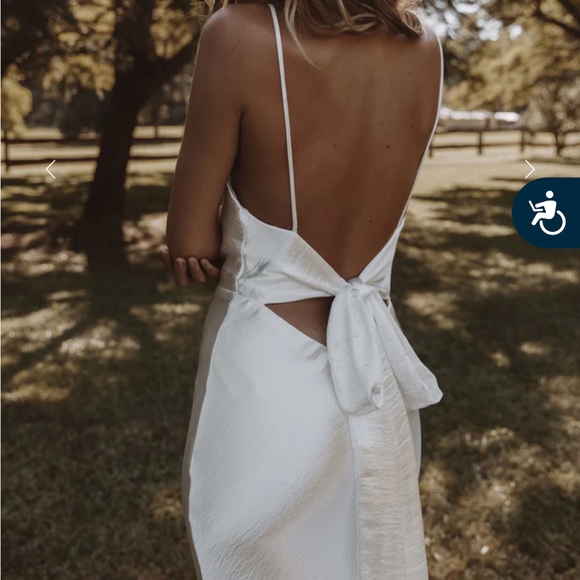 Grace Loves Lace Aura Gown - NWT - Picture 3 of 12